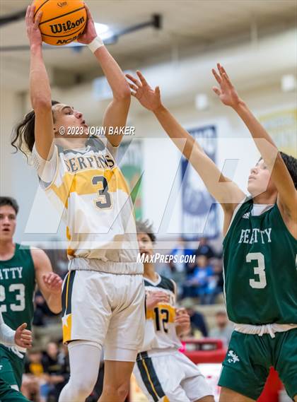 Thumbnail 1 in Mineral County vs. Beatty (NIAA 1A Central League Semifinal) photogallery.