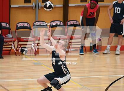 Thumbnail 1 in Gates @ Penfield photogallery.