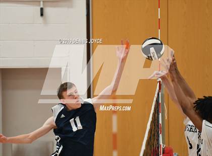 Thumbnail 1 in Gates @ Penfield photogallery.
