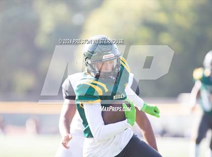 Thumbnail 2 in Oak Park @ Moorpark photogallery.