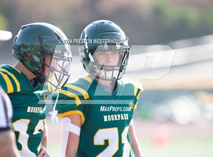 Thumbnail 3 in Oak Park @ Moorpark photogallery.