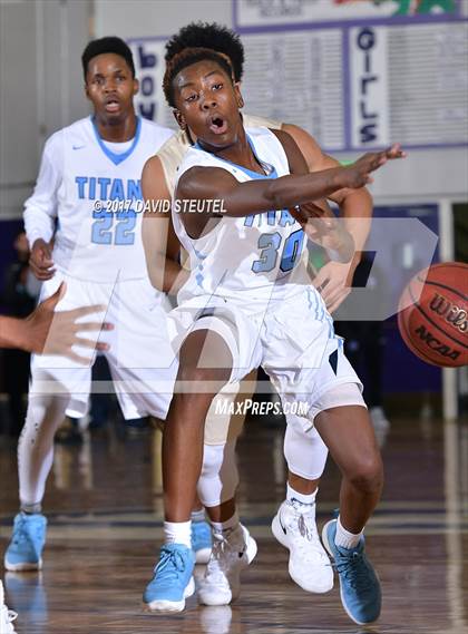 Thumbnail 3 in Salesian College Preparatory vs. Burbank (St. Hope Elite Classic) photogallery.