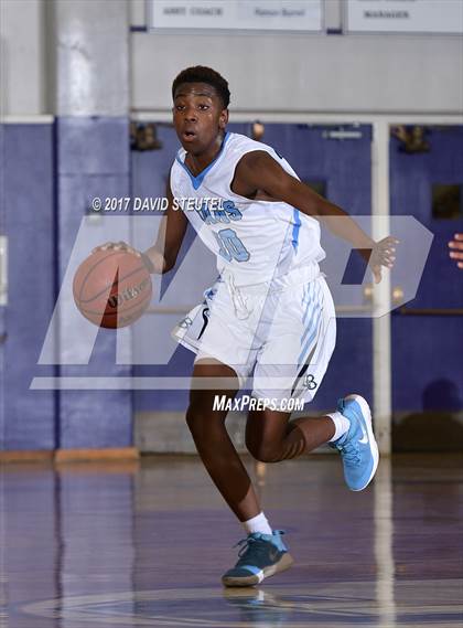 Thumbnail 3 in Salesian College Preparatory vs. Burbank (St. Hope Elite Classic) photogallery.