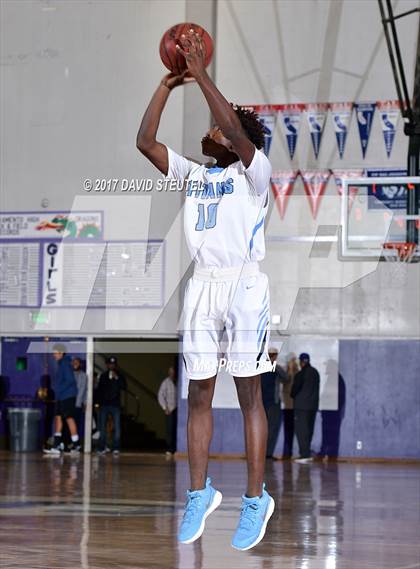 Thumbnail 3 in Salesian College Preparatory vs. Burbank (St. Hope Elite Classic) photogallery.