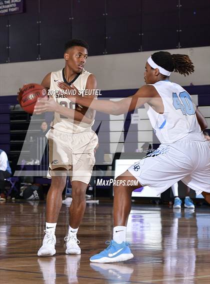 Thumbnail 1 in Salesian College Preparatory vs. Burbank (St. Hope Elite Classic) photogallery.