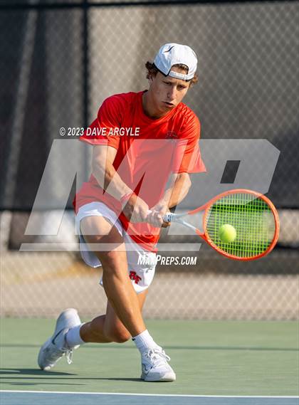Thumbnail 1 in UHSAA 6A Semifinals photogallery.