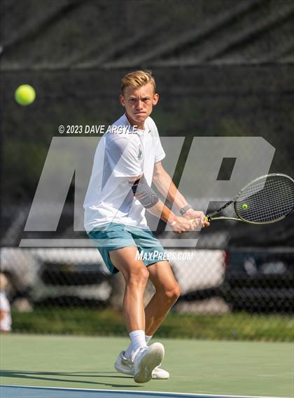 Thumbnail 2 in UHSAA 6A Semifinals photogallery.