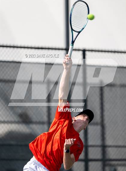 Thumbnail 2 in UHSAA 6A Semifinals photogallery.