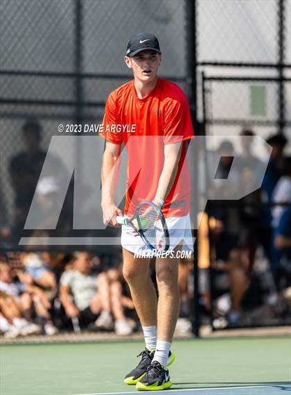 Thumbnail 3 in UHSAA 6A Semifinals photogallery.