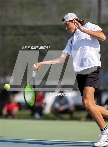 Thumbnail 1 in UHSAA 6A Semifinals photogallery.