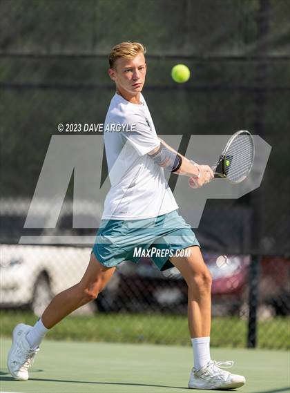 Thumbnail 1 in UHSAA 6A Semifinals photogallery.
