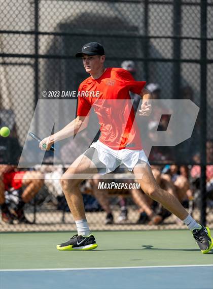 Thumbnail 1 in UHSAA 6A Semifinals photogallery.
