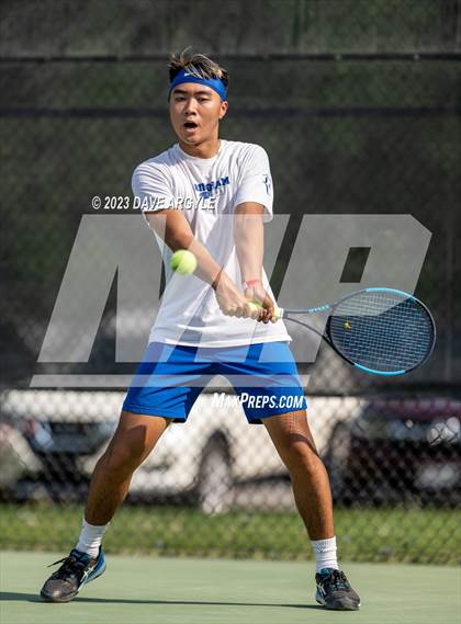 Thumbnail 3 in UHSAA 6A Semifinals photogallery.