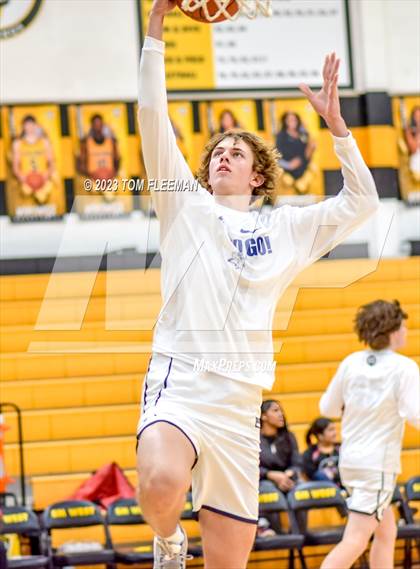 Thumbnail 3 in Olathe West vs Wyandotte (West Varsity Boy's Tournament) photogallery.