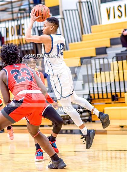 Thumbnail 1 in Olathe West vs Wyandotte (West Varsity Boy's Tournament) photogallery.