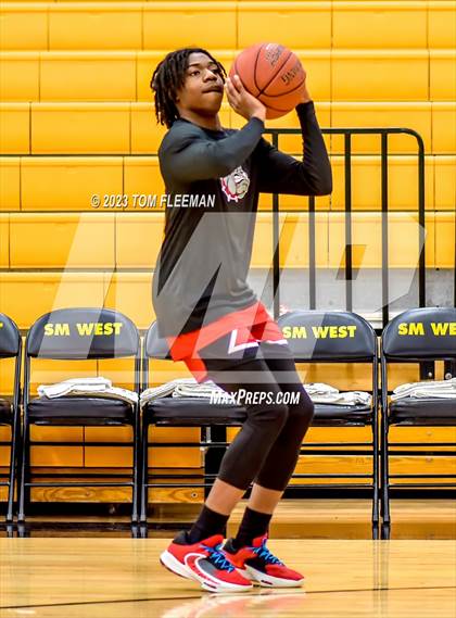 Thumbnail 3 in Olathe West vs Wyandotte (West Varsity Boy's Tournament) photogallery.