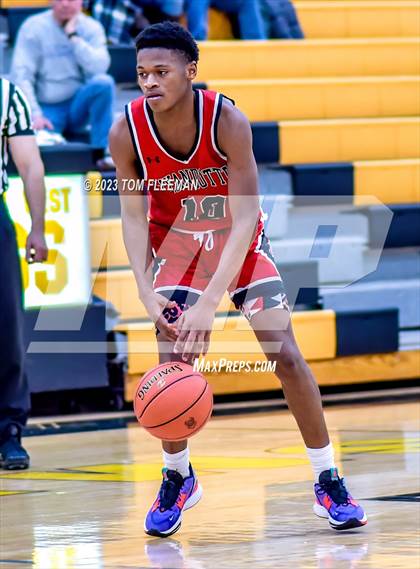Thumbnail 3 in Olathe West vs Wyandotte (West Varsity Boy's Tournament) photogallery.