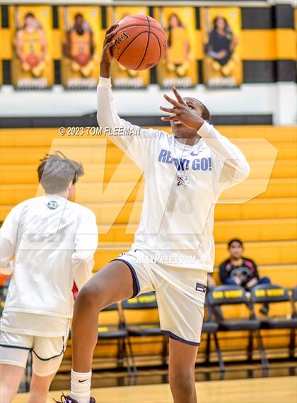 Thumbnail 2 in Olathe West vs Wyandotte (West Varsity Boy's Tournament) photogallery.