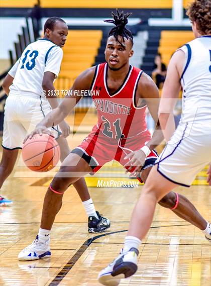 Thumbnail 2 in Olathe West vs Wyandotte (West Varsity Boy's Tournament) photogallery.