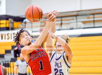 Thumbnail 1 in Olathe West vs Wyandotte (West Varsity Boy's Tournament) photogallery.