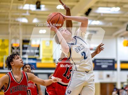 Thumbnail 2 in Olathe West vs Wyandotte (West Varsity Boy's Tournament) photogallery.