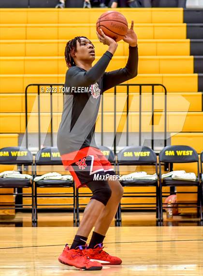 Thumbnail 2 in Olathe West vs Wyandotte (West Varsity Boy's Tournament) photogallery.