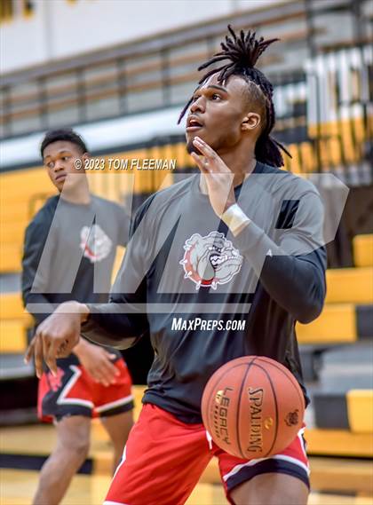 Thumbnail 2 in Olathe West vs Wyandotte (West Varsity Boy's Tournament) photogallery.