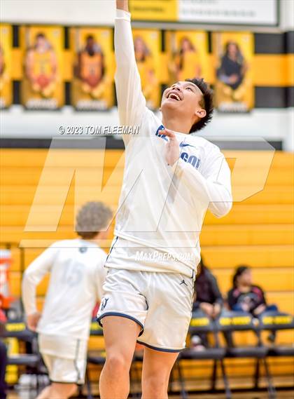 Thumbnail 1 in Olathe West vs Wyandotte (West Varsity Boy's Tournament) photogallery.