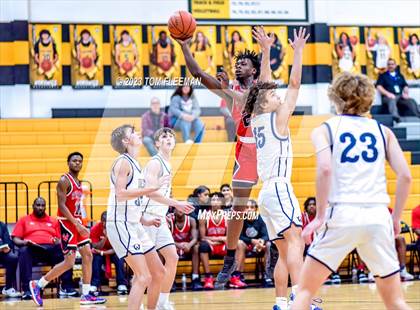 Thumbnail 2 in Olathe West vs Wyandotte (West Varsity Boy's Tournament) photogallery.