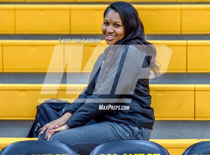 Thumbnail 3 in Olathe West vs Wyandotte (West Varsity Boy's Tournament) photogallery.