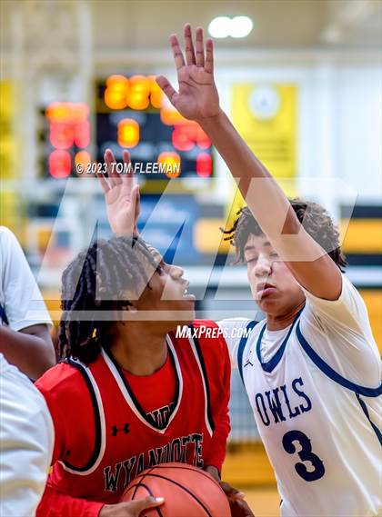 Thumbnail 2 in Olathe West vs Wyandotte (West Varsity Boy's Tournament) photogallery.