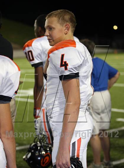 Thumbnail 2 in Atlanta vs. Gilmer photogallery.