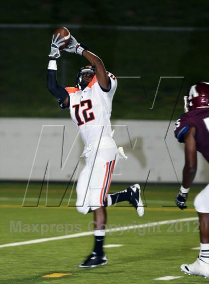 Thumbnail 2 in Atlanta vs. Gilmer photogallery.