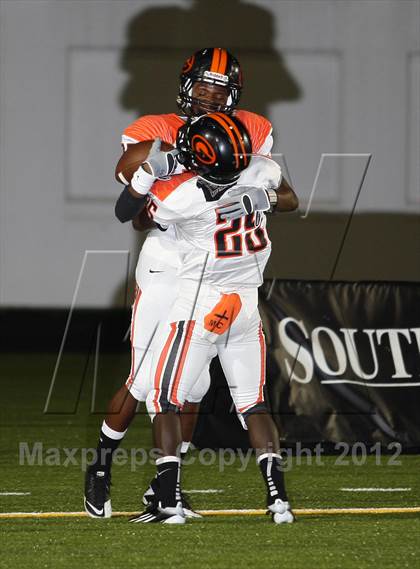 Thumbnail 1 in Atlanta vs. Gilmer photogallery.