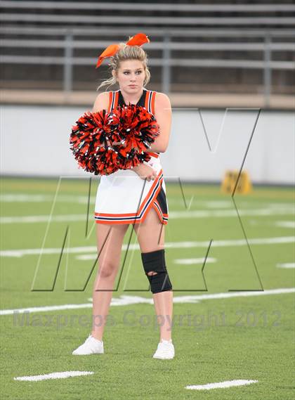 Thumbnail 2 in Atlanta vs. Gilmer photogallery.