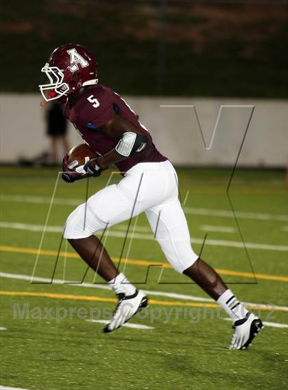 Thumbnail 2 in Atlanta vs. Gilmer photogallery.