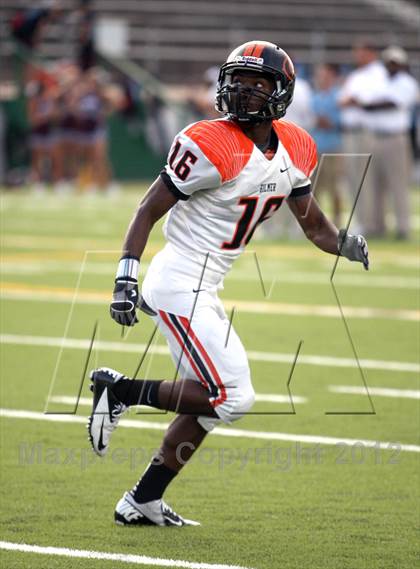 Thumbnail 1 in Atlanta vs. Gilmer photogallery.