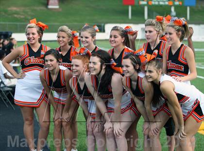 Thumbnail 2 in Atlanta vs. Gilmer photogallery.