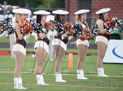 Thumbnail 2 in Atlanta vs. Gilmer photogallery.