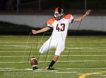 Thumbnail 1 in Atlanta vs. Gilmer photogallery.