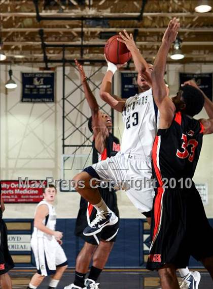 Thumbnail 1 in Lloyd Memorial vs. Fern Creek (Lloyd Memorial Semifinals) photogallery.