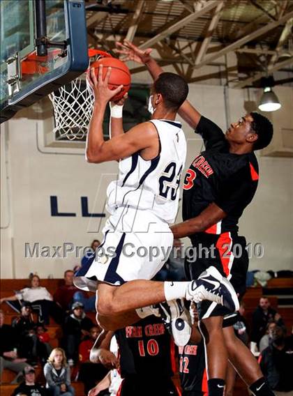 Thumbnail 2 in Lloyd Memorial vs. Fern Creek (Lloyd Memorial Semifinals) photogallery.