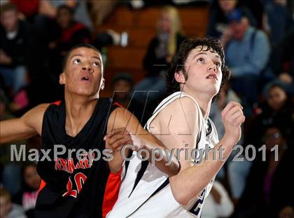 Thumbnail 2 in Lloyd Memorial vs. Fern Creek (Lloyd Memorial Semifinals) photogallery.
