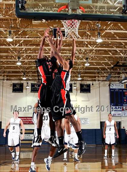 Thumbnail 2 in Lloyd Memorial vs. Fern Creek (Lloyd Memorial Semifinals) photogallery.