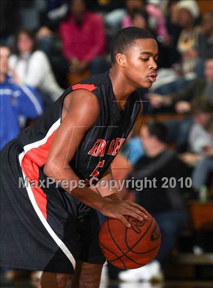 Thumbnail 1 in Lloyd Memorial vs. Fern Creek (Lloyd Memorial Semifinals) photogallery.