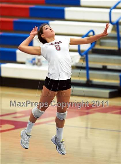 Thumbnail 2 in Soquel vs. Sacred Heart Prep (CIF CCS D4 Final) photogallery.