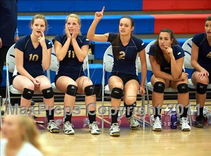 Thumbnail 2 in Soquel vs. Sacred Heart Prep (CIF CCS D4 Final) photogallery.