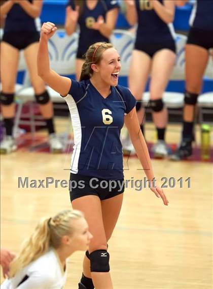 Thumbnail 2 in Soquel vs. Sacred Heart Prep (CIF CCS D4 Final) photogallery.