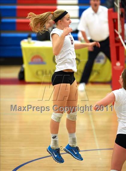 Thumbnail 2 in Soquel vs. Sacred Heart Prep (CIF CCS D4 Final) photogallery.