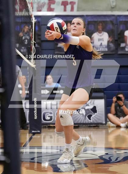 Thumbnail 3 in College Station vs. A&M Consolidated (UIL 5A Volleyball Division II Regional Final) photogallery.
